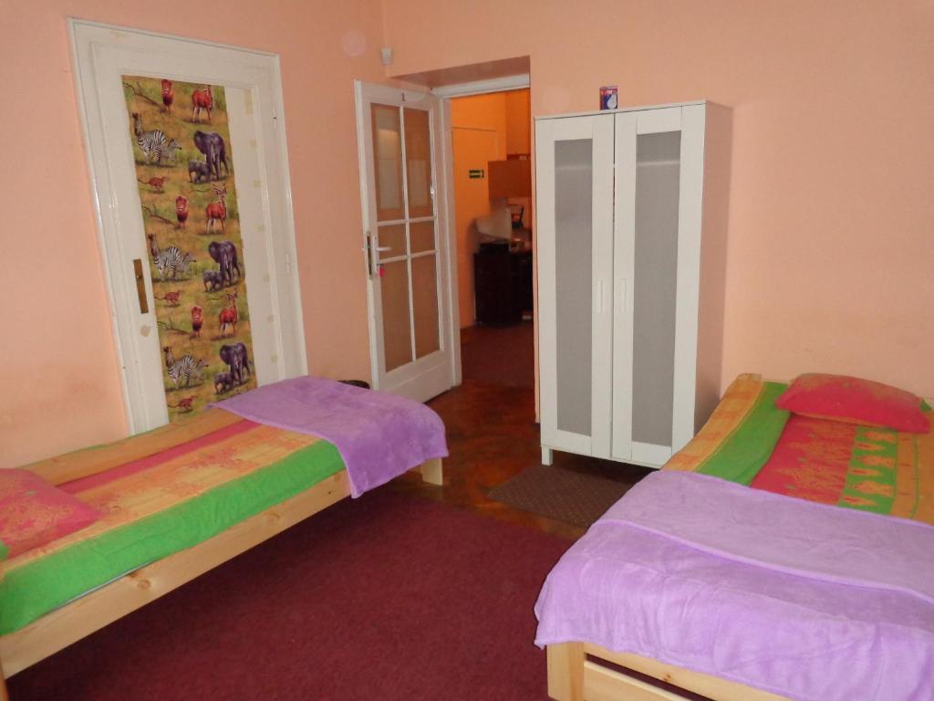 Hostel Taurus Krakow Phòng bức ảnh