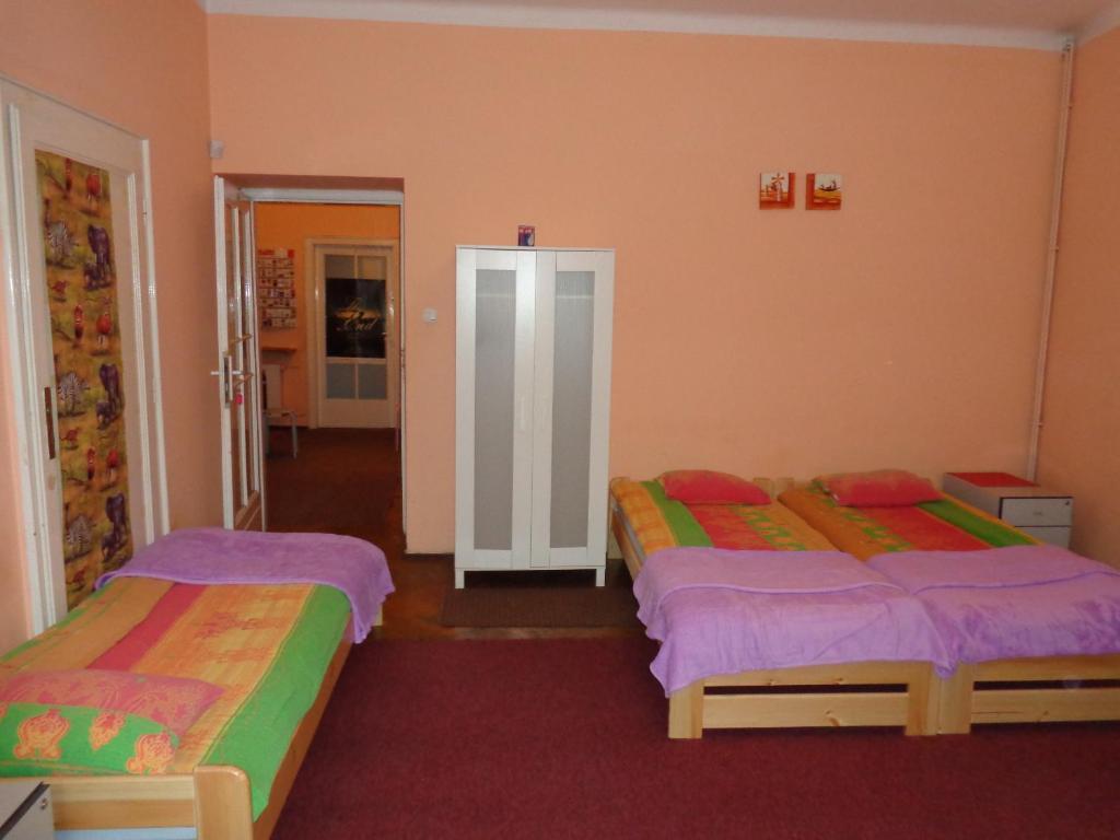 Hostel Taurus Krakow Phòng bức ảnh