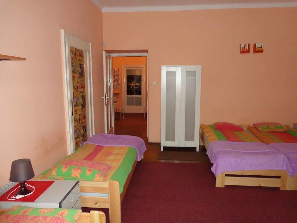 Hostel Taurus Krakow Ngoại thất bức ảnh